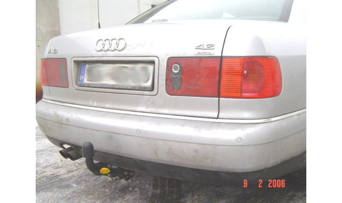 Фаркоп Auto-Hak для автомобіля AUDI A 8 4 двер., Quattro, TDI, (S8) 1994-2002 A17