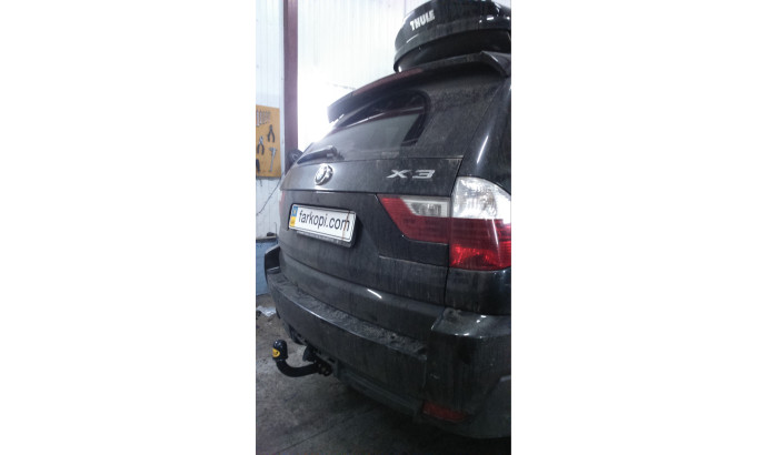 Фаркоп Auto-Hak для автомобіля BMW X3 T (E83) 2004-2006 B13