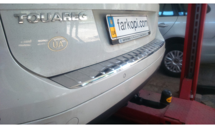 Фаркоп Auto-Hak для автомобіля VOLKSWAGEN TOUAREG 5 двер. 2003-2018 K46V