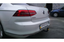 Фаркоп Auto-Hak для автомобіля VOLKSWAGEN PASSAT (B8) 4 двер., Kombi 2014+ K62