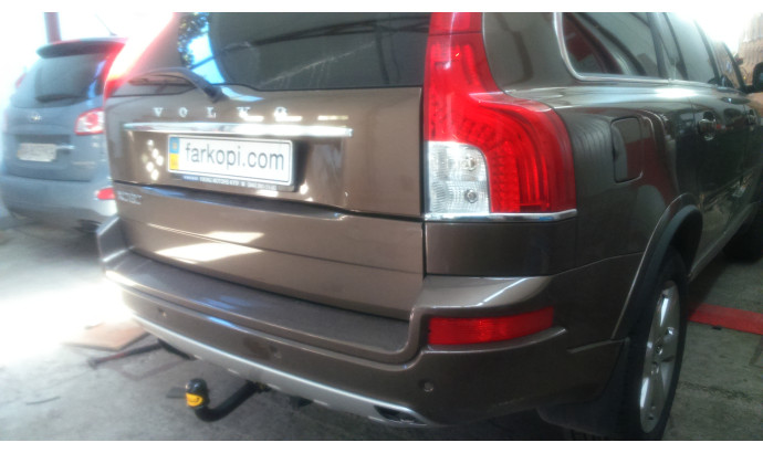 Фаркоп Auto-Hak для автомобіля VOLVO XC 90 5 двер. 2003-2015 L18A