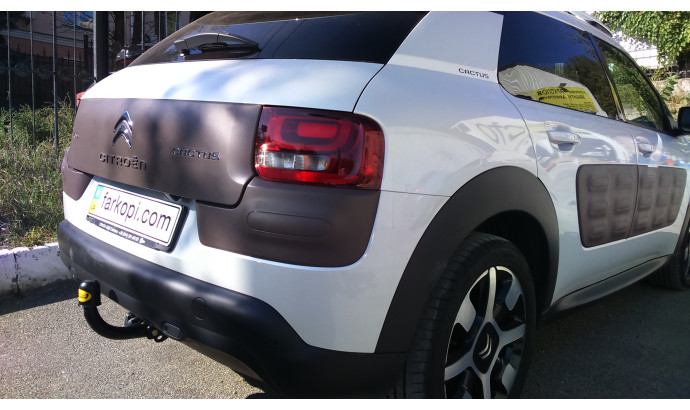 Фаркоп Auto-Hak для автомобіля  CITROEN C 4 CACTUS SUV, facelift 2014- P39A