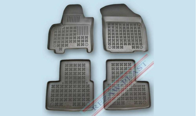 Килимки в салон Rezaw-Plast для автомобіля Suzuki SX4 2006-2013,  (модель з вогнегасником)
